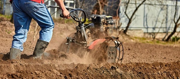 Best Garden Tiller For [Buyer’s Guide & Review]